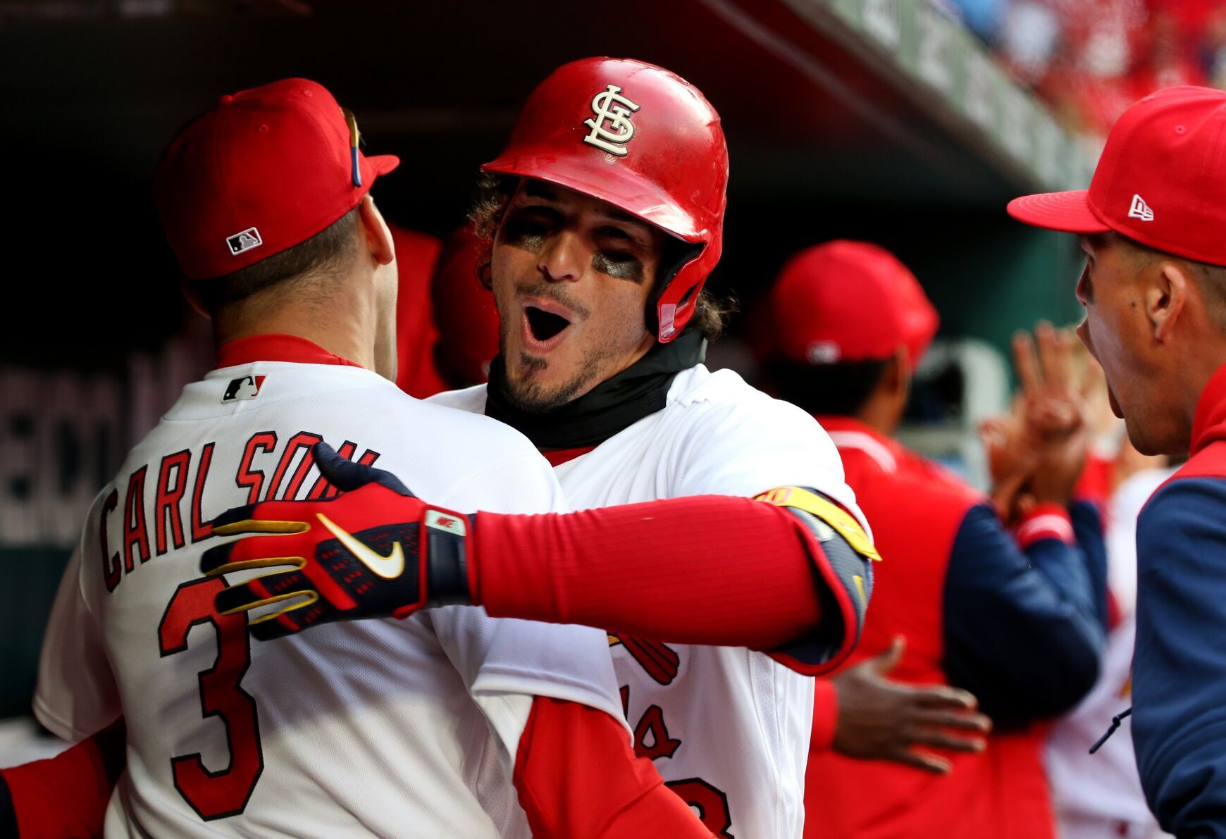 St. Louis Cardinals pound the Pittsburgh Pirates 9-0 in home opener